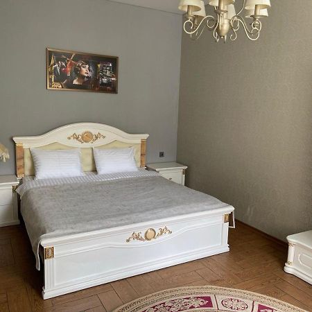 Club City House Klumba Lägenhet Odessa Exteriör bild