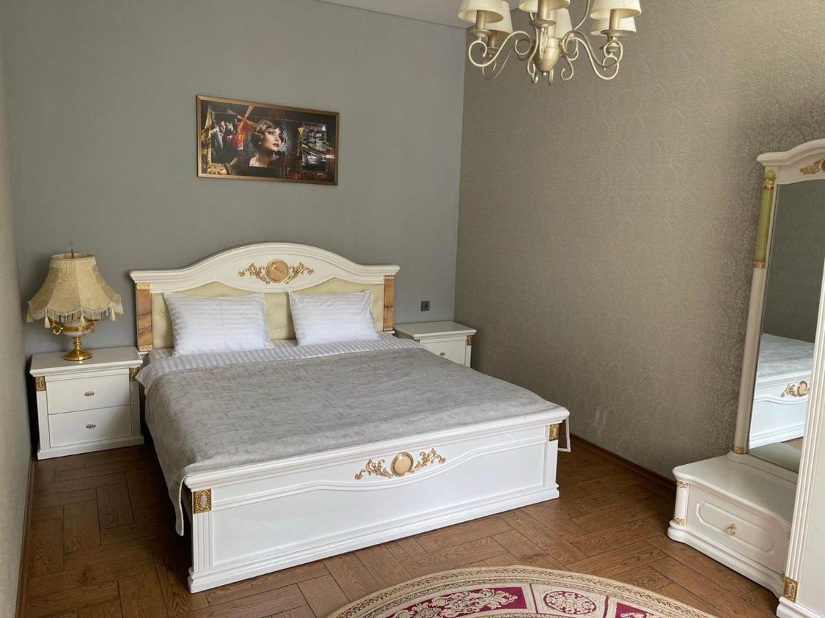 Club City House Klumba Lägenhet Odessa Exteriör bild