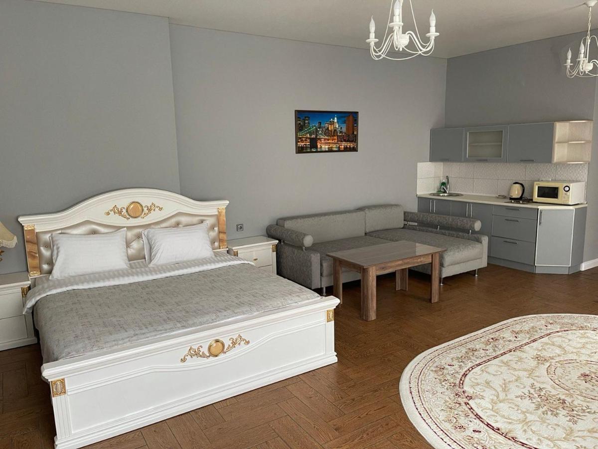 Club City House Klumba Lägenhet Odessa Exteriör bild